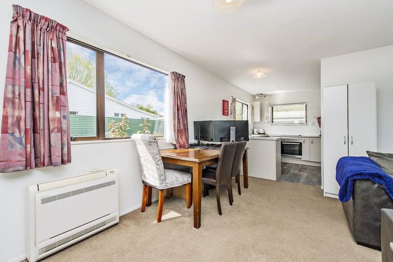 Photo of property in 8 Saint James Street, Southbridge, 7602