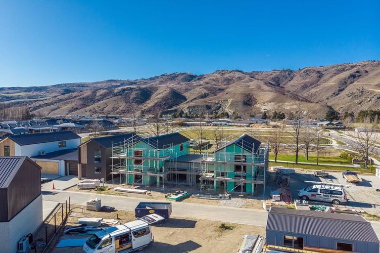 Photo of property in 28 Wallis Drive, Cromwell, 9310