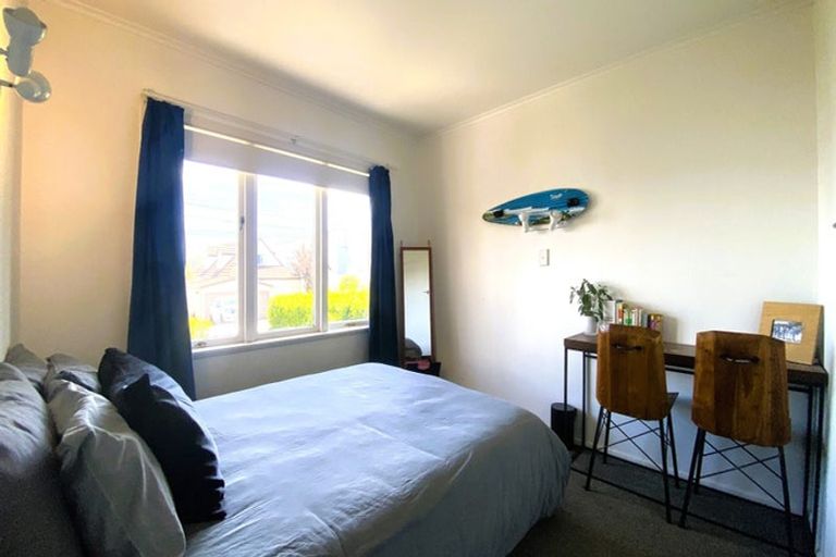 Photo of property in 3/6 Corrella Road, Belmont, Auckland, 0622