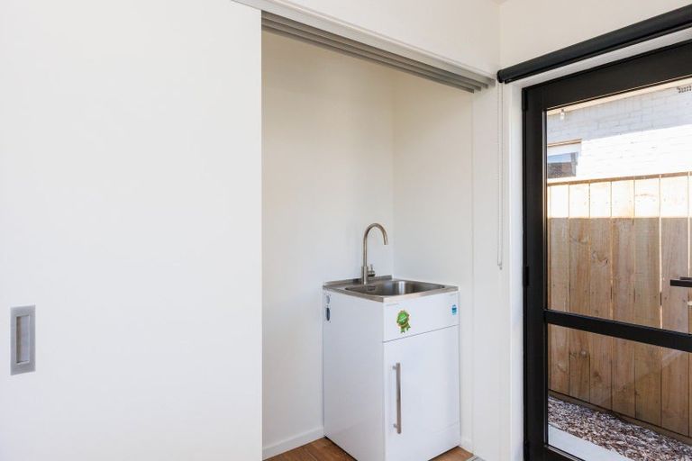 Photo of property in 49 Moheke Avenue, Roslyn, Palmerston North, 4414