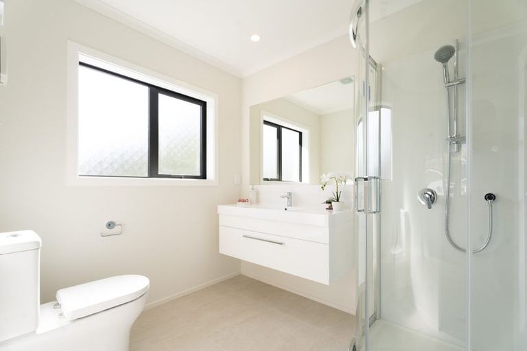 Photo of property in 29 Farnworth Terrace, Churton Park, Wellington, 6037