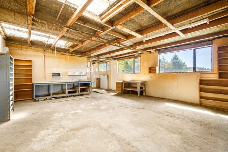 Photo of property in 12 Kowhai Street, Ravensbourne, Dunedin, 9022