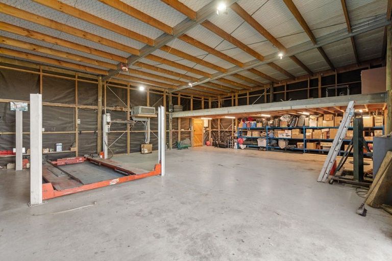 Photo of property in 120 Waihakeke Road, Waihakeke, Carterton, 5792