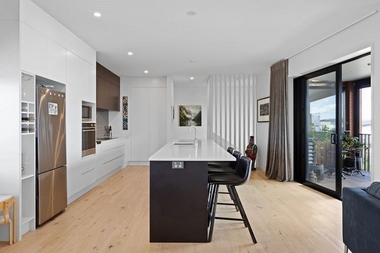 Photo of property in 3/85 Bomb Point Drive, Hobsonville, Auckland, 0616