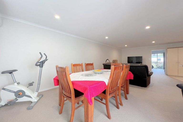 Photo of property in 22d Hunter Street, Hamilton Lake, Hamilton, 3204