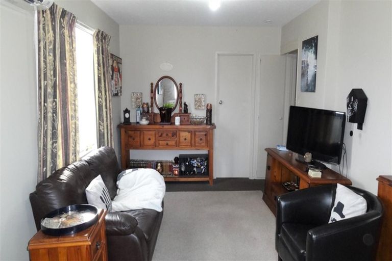 Photo of property in 62 Saint Johns Street, Woolston, Christchurch, 8062