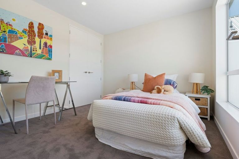 Photo of property in 6 Babos Avenue, Kumeu, 0810