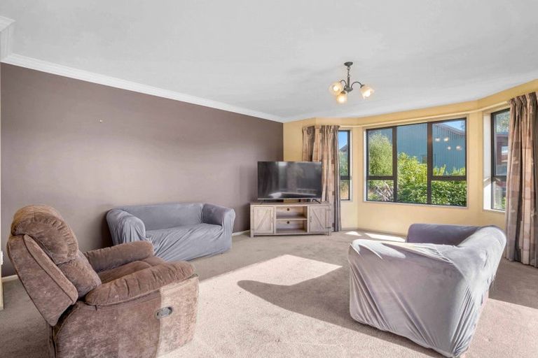 Photo of property in 6 Queen Street, Winton, 9720