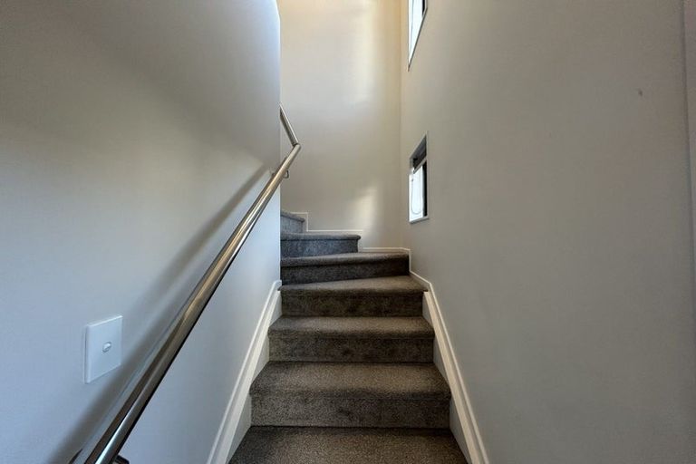 Photo of property in 6/39 Renata Crescent, Te Atatu Peninsula, Auckland, 0610