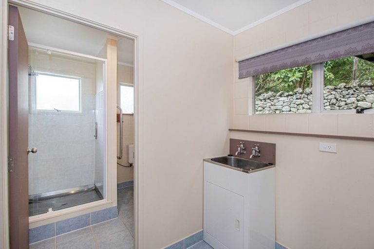 Photo of property in 37 Tauraroa Road, Maungakaramea, Whangarei, 0178