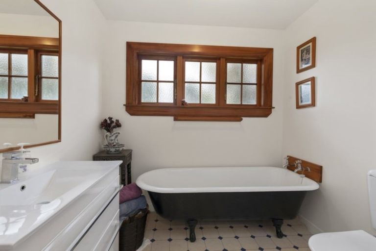 Photo of property in 12 Pharazyn Street, Melling, Lower Hutt, 5010