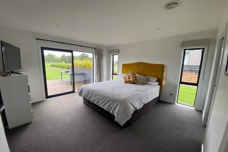 Photo of property in 24 Ivy Lane, Ohau, Levin, 5570