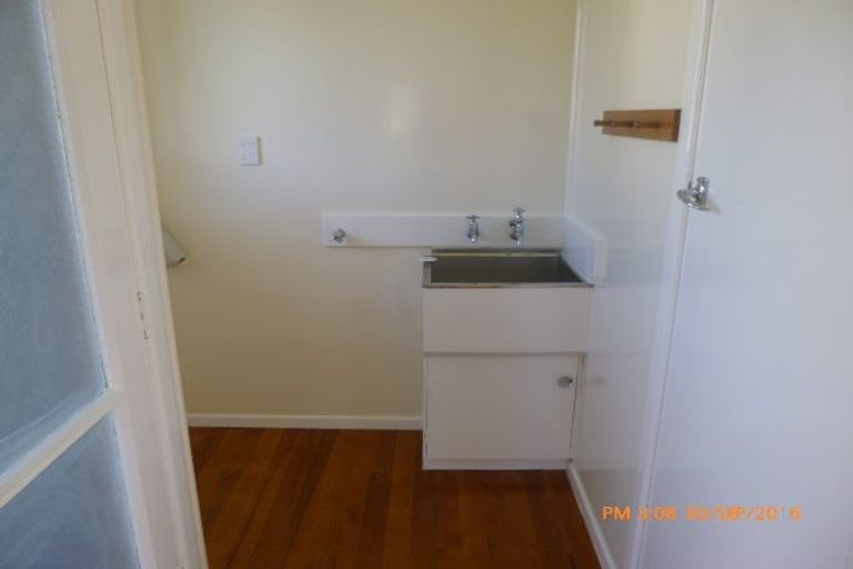 Photo of property in 386a Devonport Road, Tauranga South, Tauranga, 3112