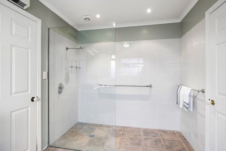 Photo of property in 55 Halliwell Avenue, Papanui, Christchurch, 8052