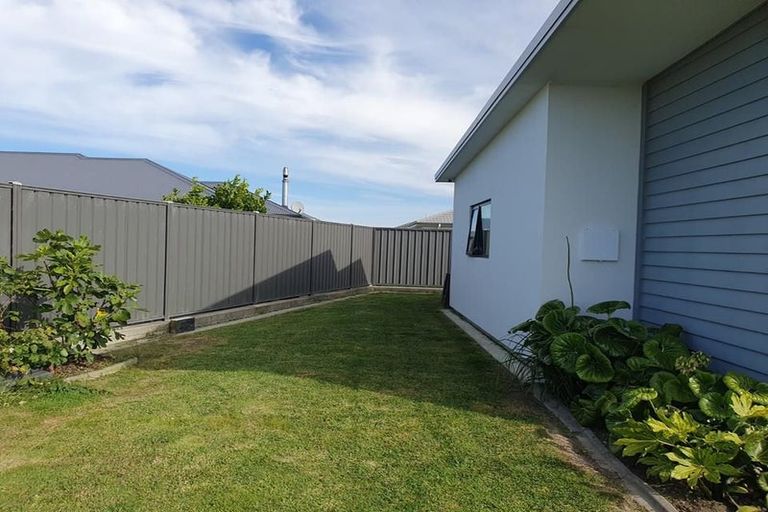 Photo of property in 33 Waimakariri Drive, Te Awa, Napier, 4110