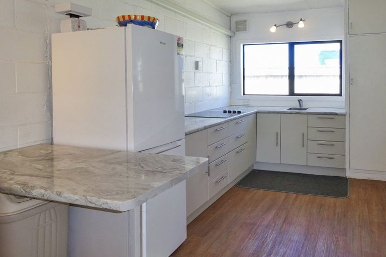 Photo of property in 4/2-4 Himatangi Street, Himatangi Beach, Foxton, 4891