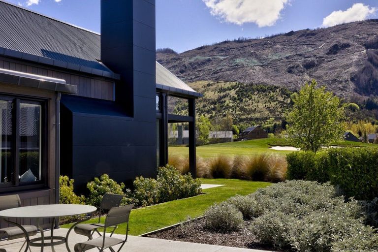 Photo of property in Millbrook Resort, 4 Dalgleish Lane, Arrowtown, 9371