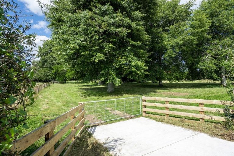 Photo of property in 21 Bollard Road, Tamahere, 3283