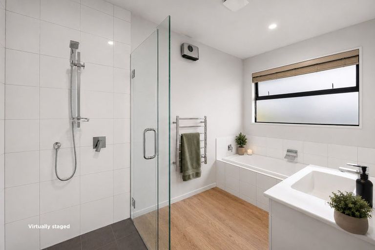 Photo of property in 4 Beagle Lane, Wanaka, 9305
