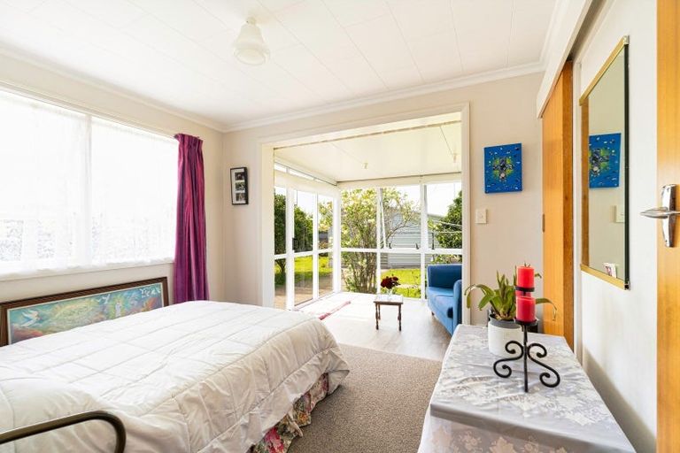 Photo of property in 17 Cornwall Street, Levin, 5510