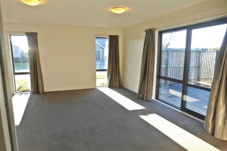 Photo of property in 12 Gosling Crescent, Halswell, Christchurch, 8025