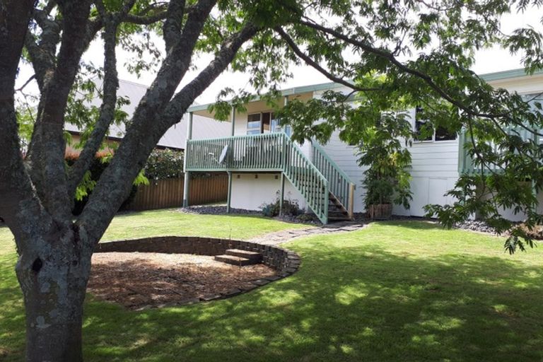 Photo of property in 95 Rototuna Road, Rototuna, Hamilton, 3210