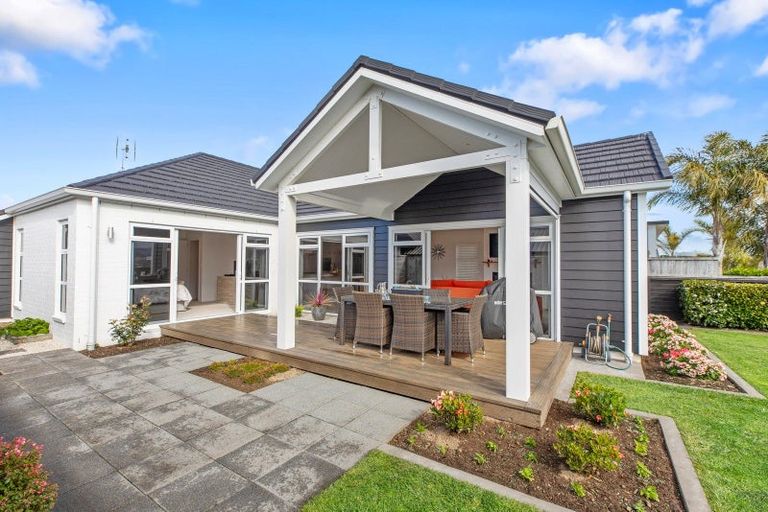 Photo of property in 31 Benmore Crescent, Pyes Pa, Tauranga, 3112