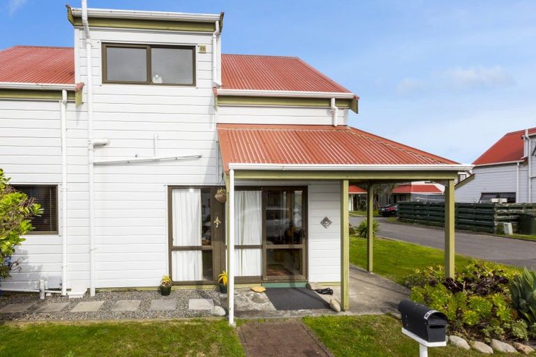 Photo of property in Princeton Gardens, 9/58 Cuba Street, Petone, Lower Hutt, 5012