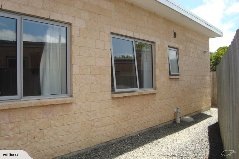 Photo of property in 5b Paeroa Street, Riccarton, Christchurch, 8041