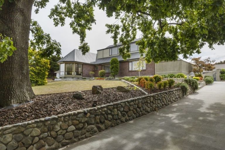 Photo of property in 37 East Street, Terrace End, Palmerston North, 4410