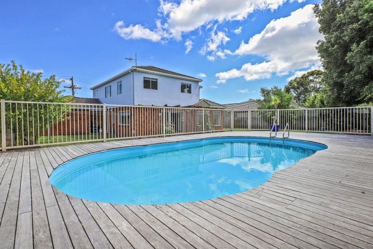 Photo of property in 28 Arataki Road, Havelock North, 4130