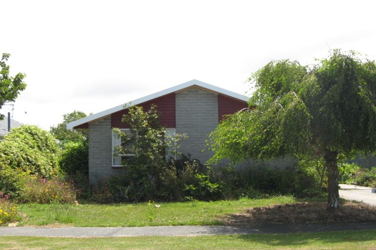 Photo of property in 9 Staffa Street, Woolston, Christchurch, 8062