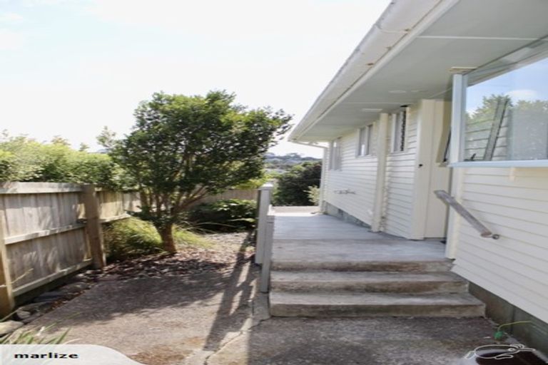 Photo of property in 2/561 Beach Road, Murrays Bay, Auckland, 0630