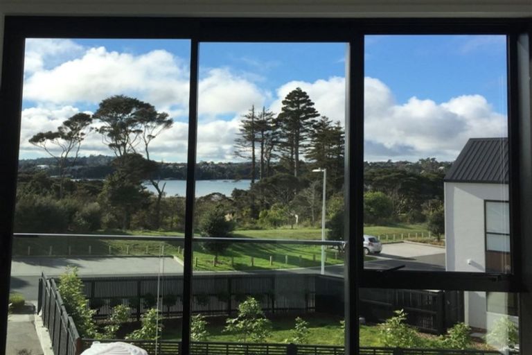 Photo of property in 105 Bomb Point Drive, Hobsonville, Auckland, 0616