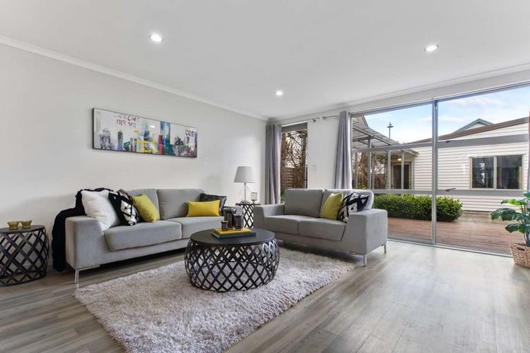 Photo of property in 26 Reins Road, Takanini, 2112