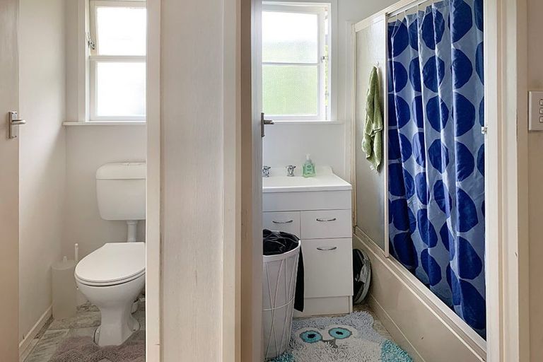 Photo of property in 123 Ruamahanga Crescent, Terrace End, Palmerston North, 4410