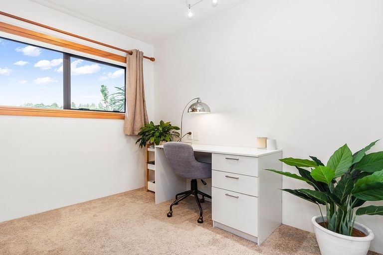 Photo of property in 65 Ngunguru Road, Glenbervie, Whangarei, 0173