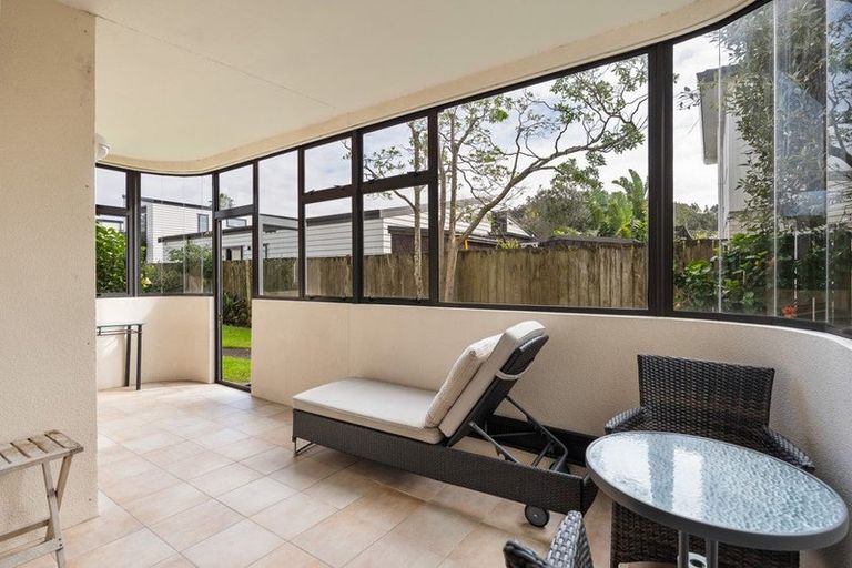 Photo of property in 11a Puriri Avenue, Orewa, 0931