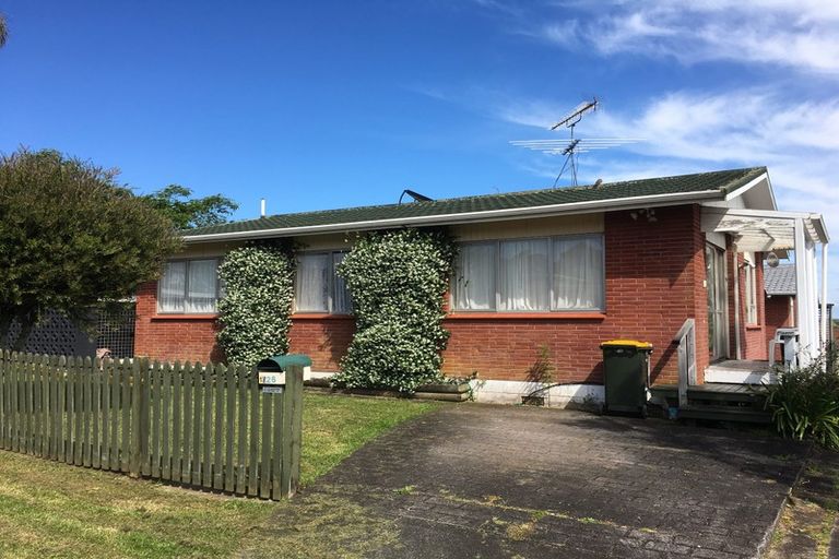 Photo of property in 1/26 Cromdale Avenue, Highland Park, Auckland, 2010