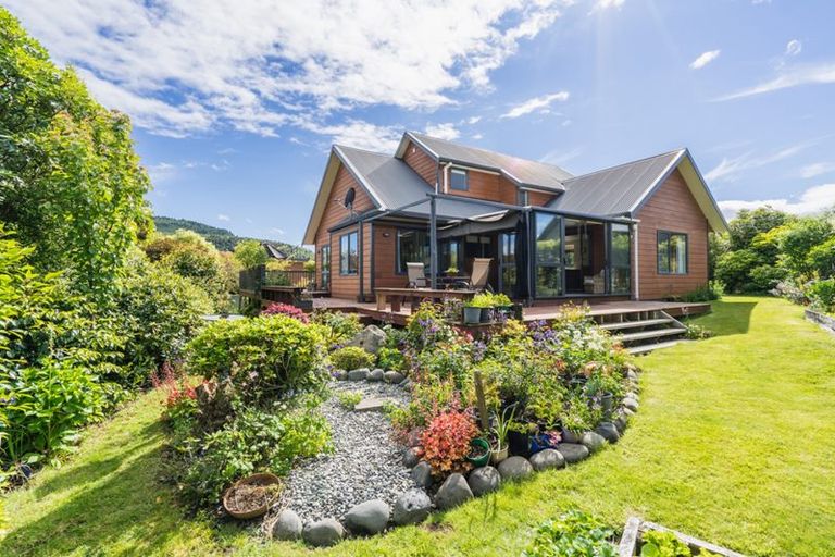 Photo of property in 31 Te Waaka Terrace, Kuratau, Turangi, 3381