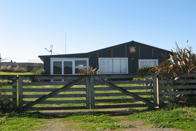 Photo of property in 5 Mahuri Street, Himatangi Beach, Foxton, 4891