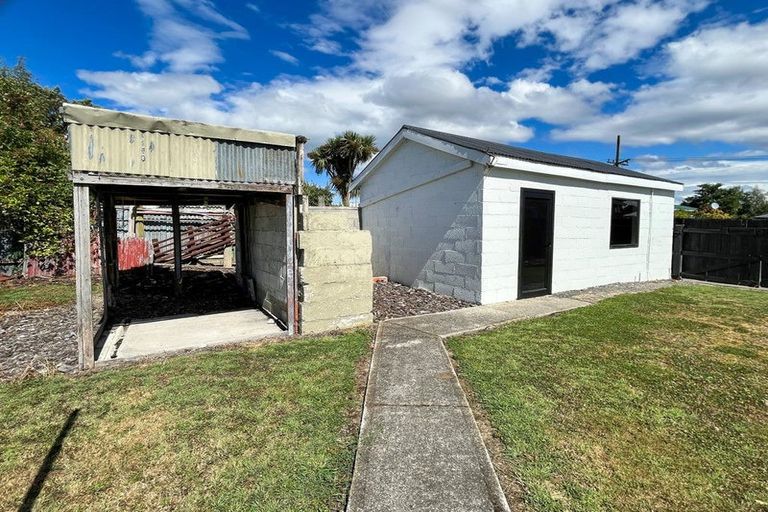 Photo of property in 4 Cross Street, Milton, 9220