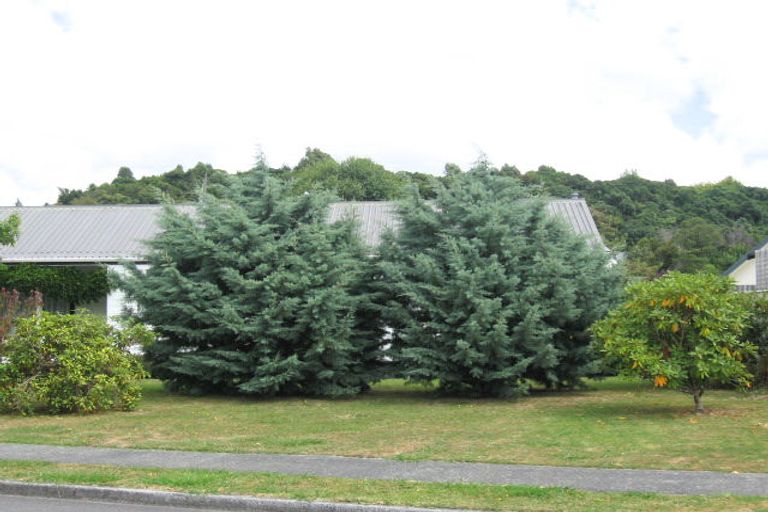 Photo of property in 3 Donegal Grove, Birchville, Upper Hutt, 5018