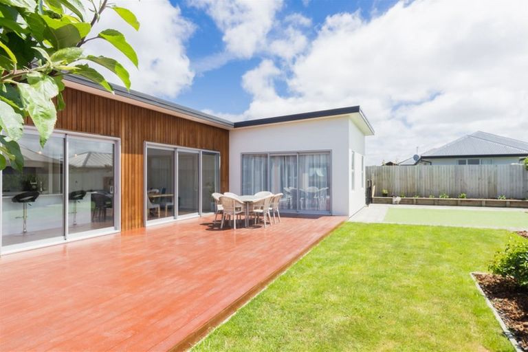 Photo of property in 8 Piper Street, Halswell, Christchurch, 8025