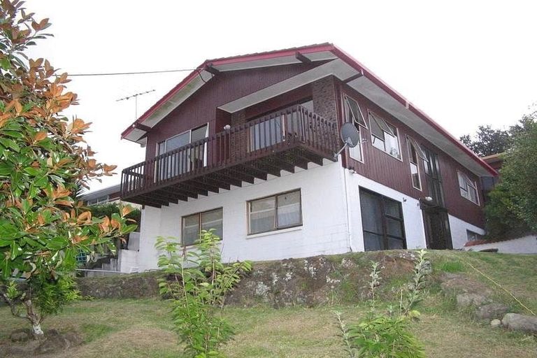 Photo of property in 1/43 Nigel Road, Browns Bay, Auckland, 0630