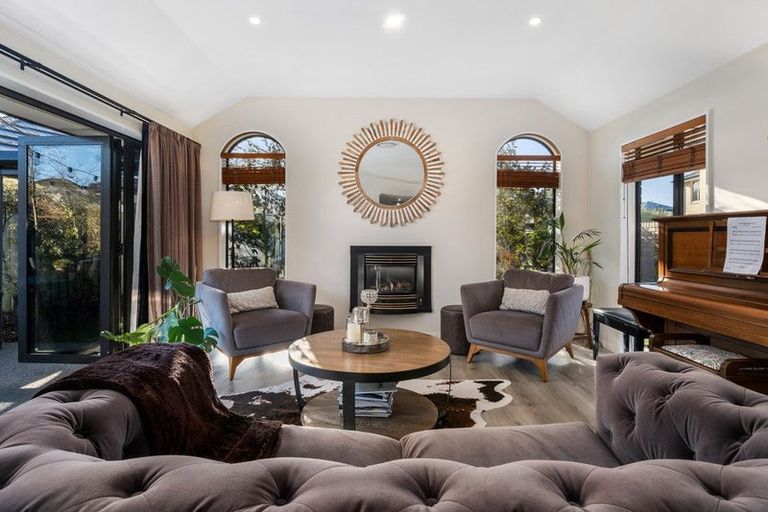 Photo of property in 17 Evergreen Place, Parklands, Christchurch, 8083