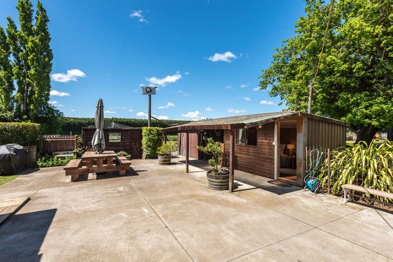 Photo of property in 2920 Tram Road, West Eyreton, Rangiora, 7475