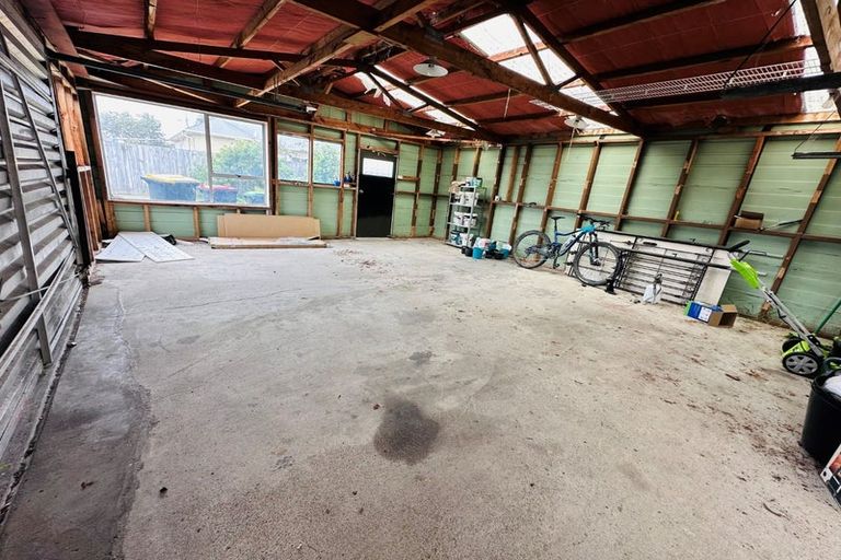 Photo of property in 17 Mafeking Street, New Brighton, Christchurch, 8061