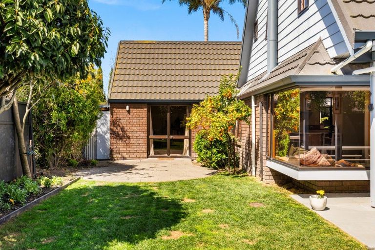 Photo of property in 1228 Howard Street, Parkvale, Hastings, 4122