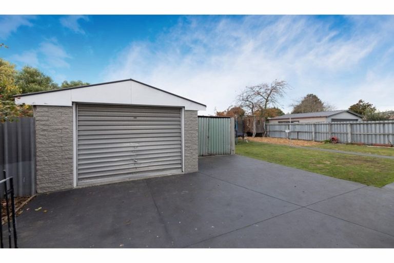 Photo of property in 18 Everest Street, Burnside, Christchurch, 8053